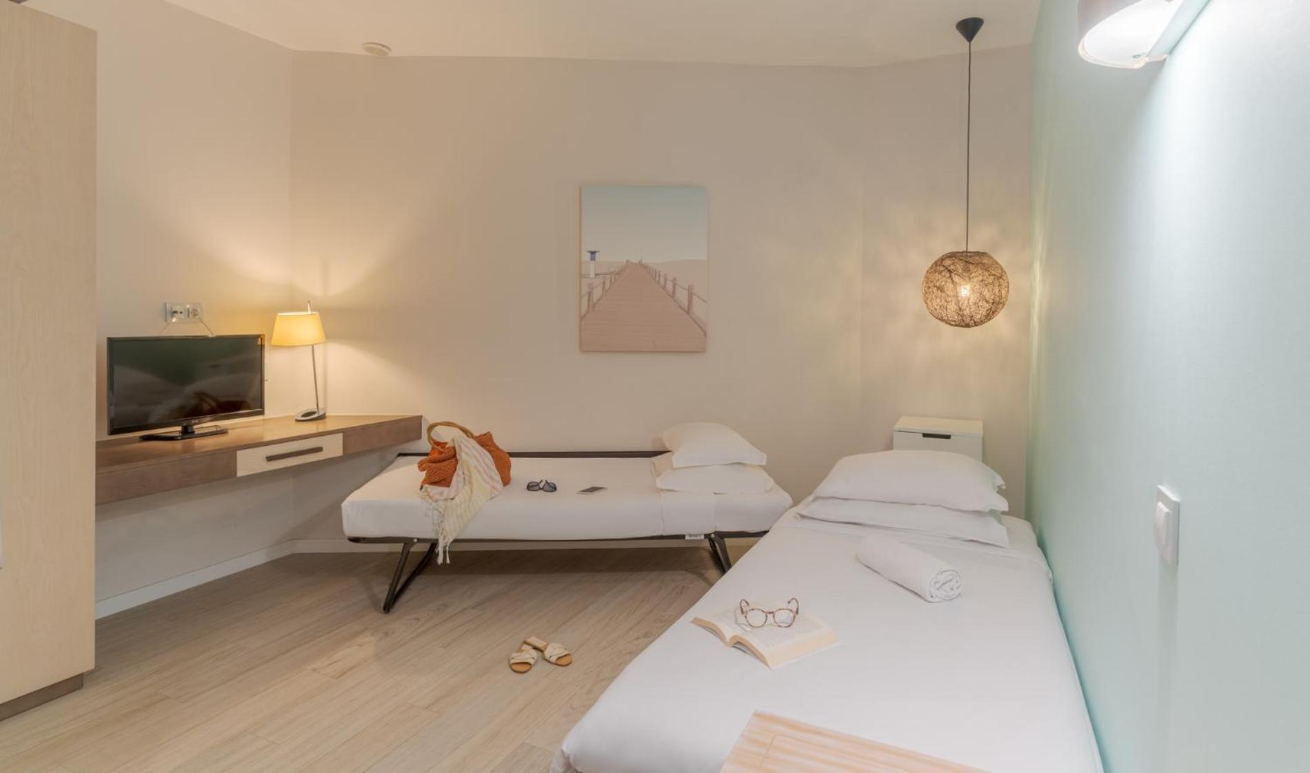ペスタナ アルボール プライア ビーチ ＆ ゴルフ リゾート ホテル アルヴォル エクステリア 写真 A room at the hotel
